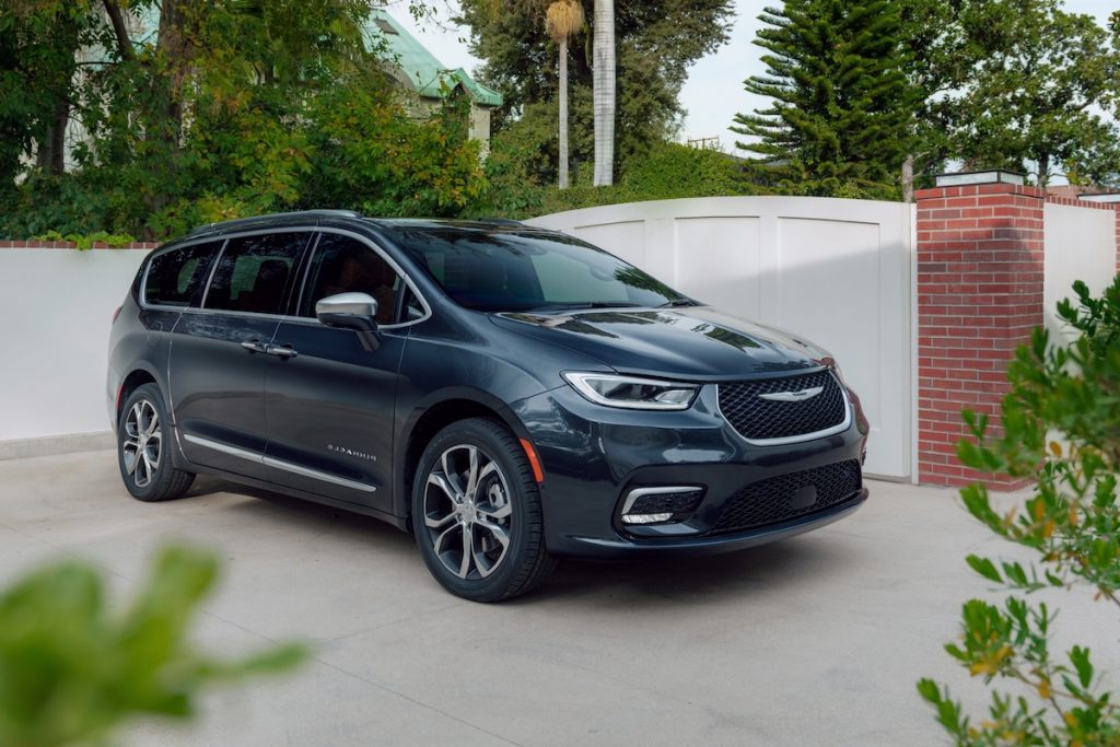 2021 Chrysler Pacifica Hybrid Front Left Side in Blue
